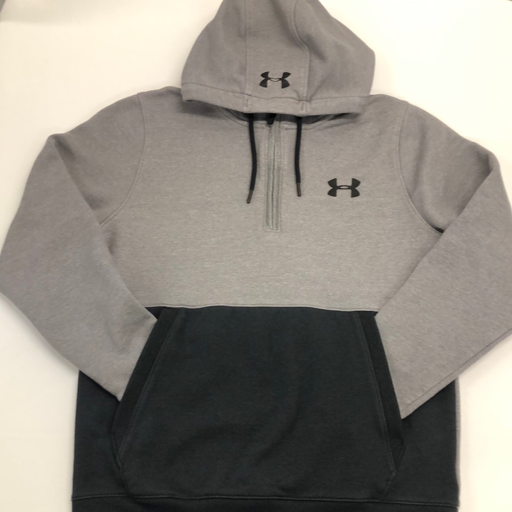 Men’s Under Armour Hoodie Size M